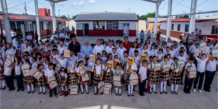 Arranca Jesús Lavín Verástegui Ciclo Escolar 2024-2025 en Valle Hermoso