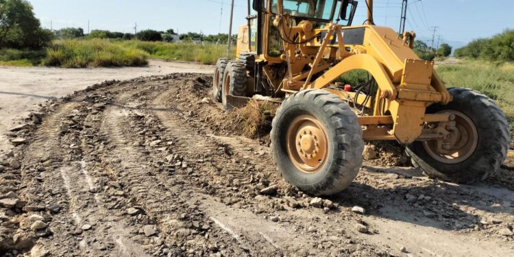 Rehabilita Municipio 33 mil m2 más de asfalto en calles y caminos ejidales
