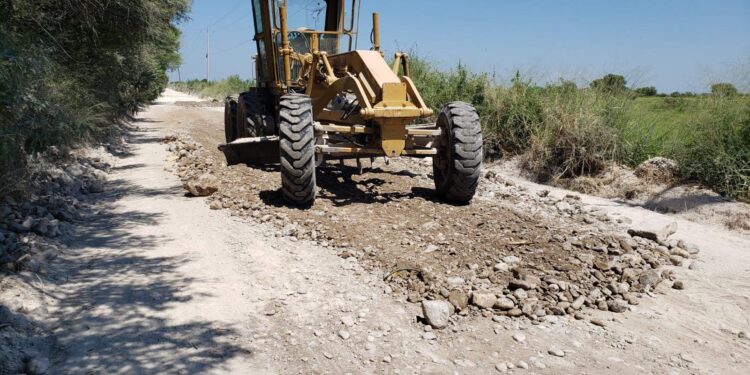 Rehabilita Municipio 33 mil m2 más de asfalto en calles y caminos ejidales