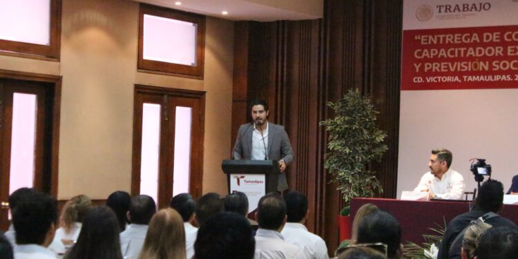 Recibe STPS constancia como agente capacitador externo en habilidades laborales DC3