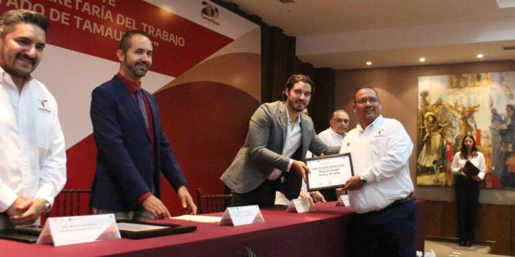 Participa la UAT en la feria del libro de la UNAM, la FILUNI 2024