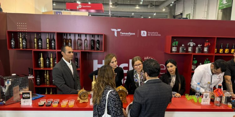 Promueve Secretaría de Economía productos tamaulipecos en ABASTUR 2024