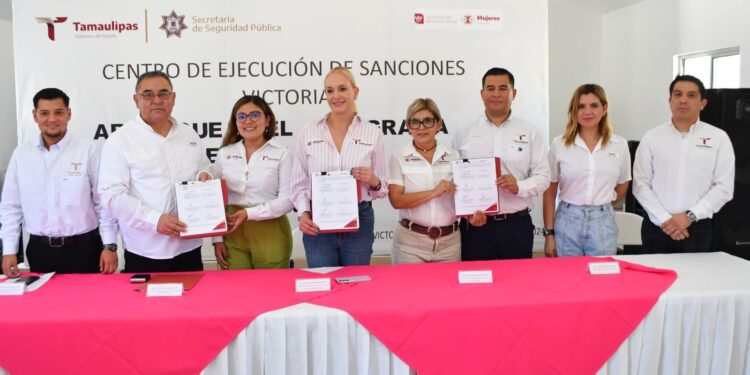 Firman convenio para capacitación laboral, atención psicológica y jurídica a mujeres privadas de la libertad