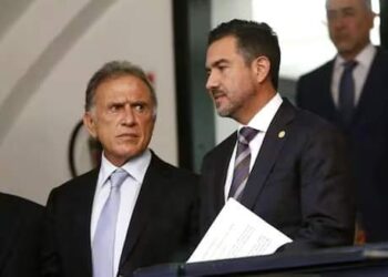 Yunes Márquez expulsado del PAN