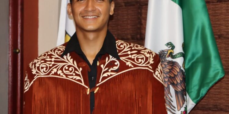 Alumno de la UAT representa a México en Encuentro Internacional de Danza en Ecuador