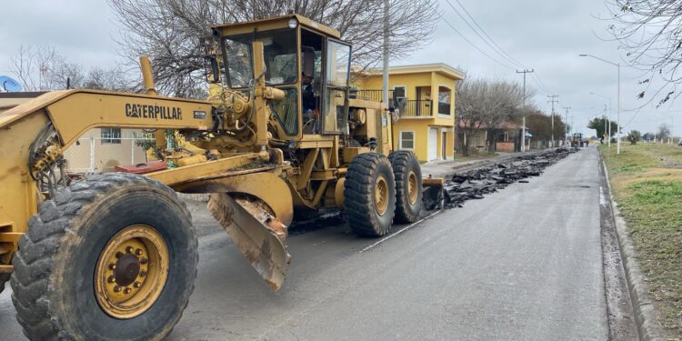 Invierte gobierno de Américo en zona norte casi 90 MDP en pavimentación y obra hidráulica