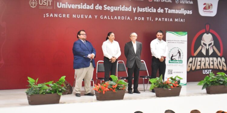 Recibe personal operativo de la SSPT conferencia de derechos humanos enfocada a migración