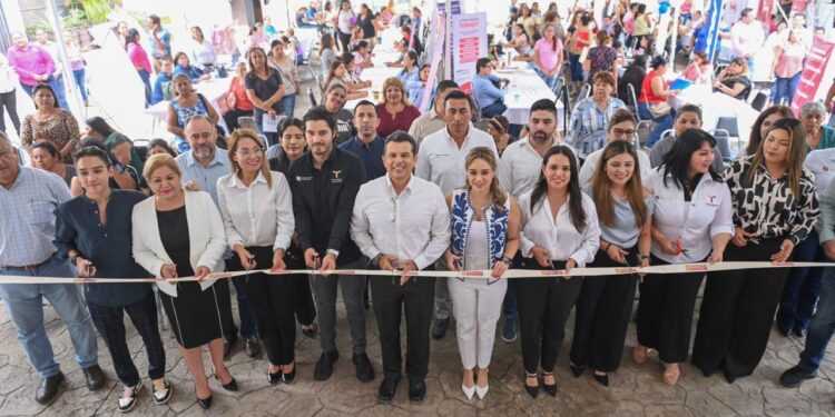 Facilitan Municipio, empresarios y STyP trabajo digno a mujeres