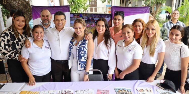 Facilitan Municipio, empresarios y STyP trabajo digno a mujeres
