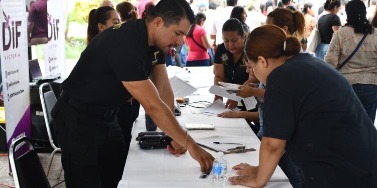 Muestran mujeres interés en vacantes operativas de la SSPT