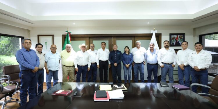 Respalda gobernador al sector ganadero de Tamaulipas
