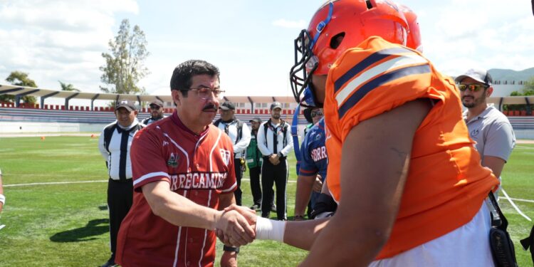 El rector Dámaso Anaya inaugura en la UAT temporada 2024 de la ONEFA