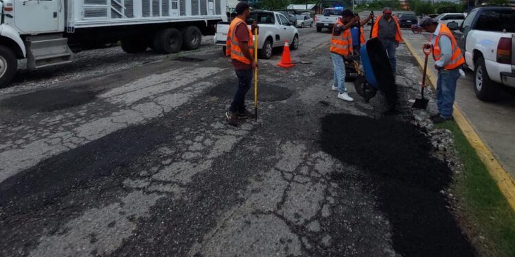Mantiene SOP trabajos preventivos de bacheo