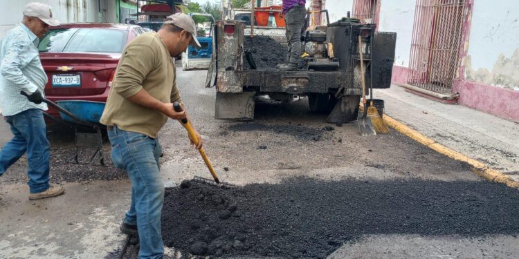 Mantiene SOP trabajos preventivos de bacheo