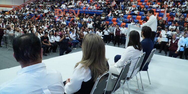 Más de 9 mil estudiantes de la UAT reciben la Beca “Futuro Tamaulipas”