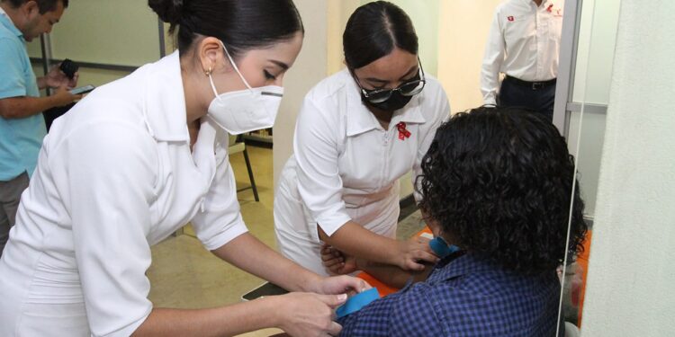 Activa la UAT la participación de universitarios en su programa de donación de sangre