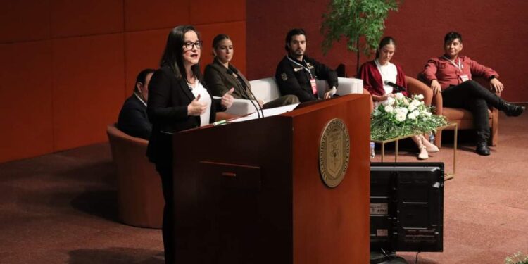 Impulsa gobierno estatal oportunidades para estudiantes tamaulipecos en Nuevo León con becas y apoyos