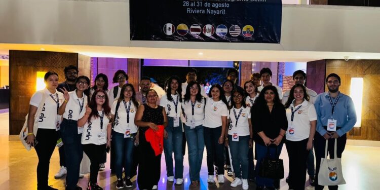 Estudiantes de la UAT destacan en el Congreso Internacional de Investigación del Pacífico 2024