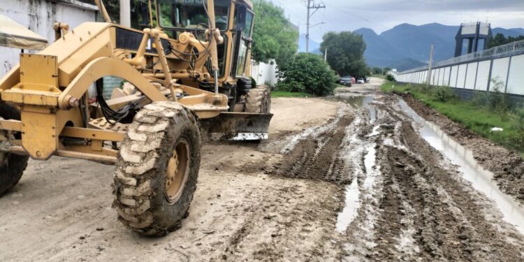 Rehabilita Municipio accesos  y calles dañas por lluvias