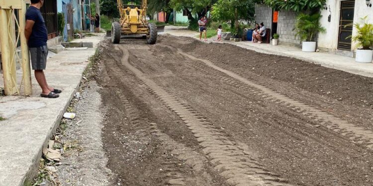 Rehabilita Municipio accesos  y calles dañas por lluvias