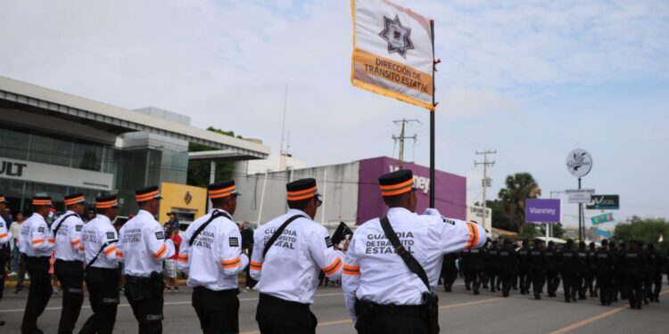 Participa SSPT en desfile conmemorativo de la Independencia de México