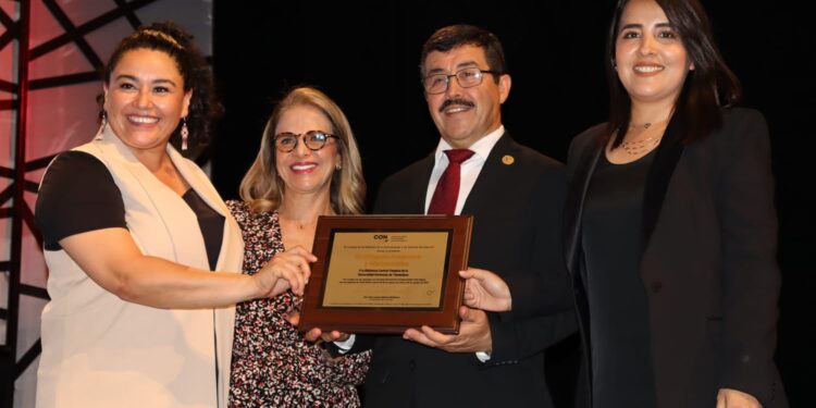 Recibe la UAT reconocimiento nacional por la calidad de sus programas educativos