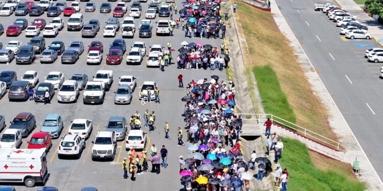 Evacuan 2173 personas en Simulacro Nacional 2024 de Torre Bicentenario