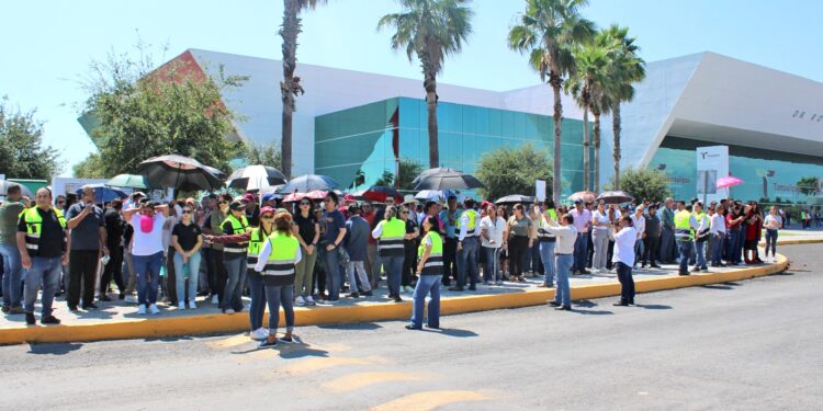 Evacuan 2173 personas en Simulacro Nacional 2024 de Torre Bicentenario