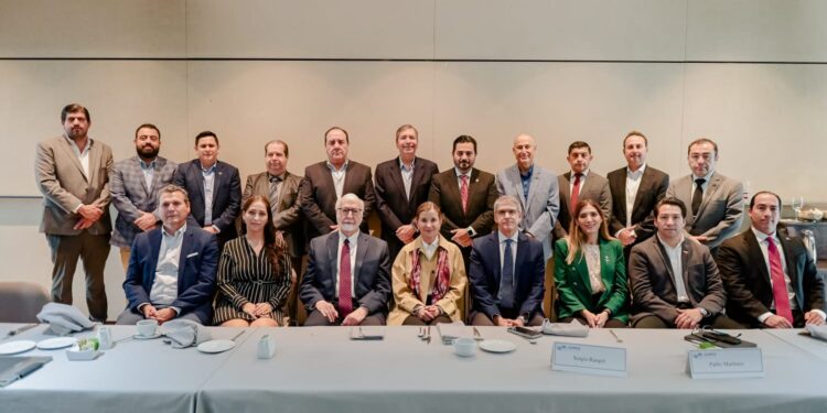 Secretaría de Economía y COMCE Noreste firman Convenio de colaboración