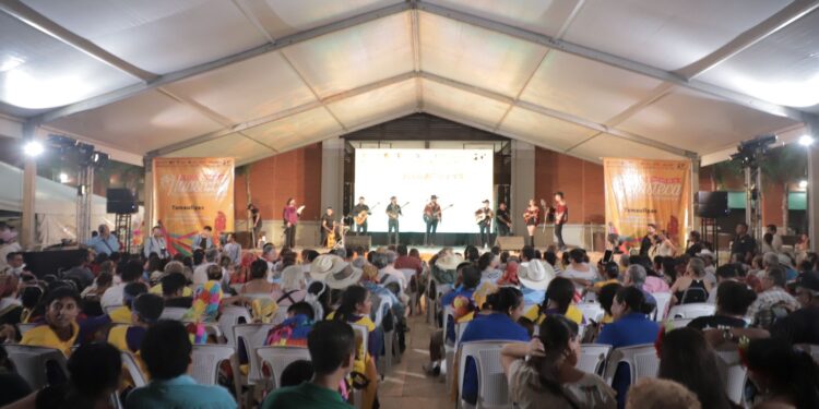 Arranca Festival de La Huasteca en Tampico