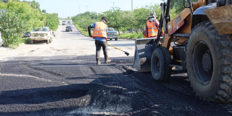 Resuelve Municipio problemática vial en cruce de la Moderna