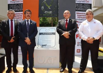 Celebra la UAT 50 años de impartir posgrado