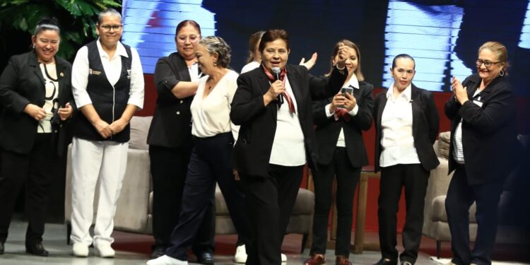 Impulsa Primer Encuentro de Enfermería en Tamaulipas investigación para mejorar cuidado de pacientes