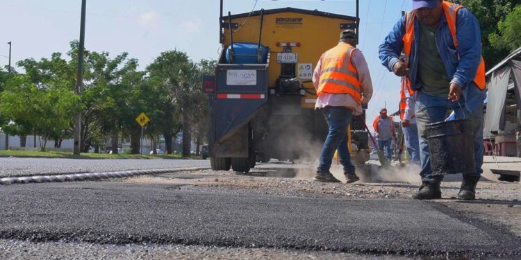 Restaura Municipio 270 m2 más de bacheo en la ciudad