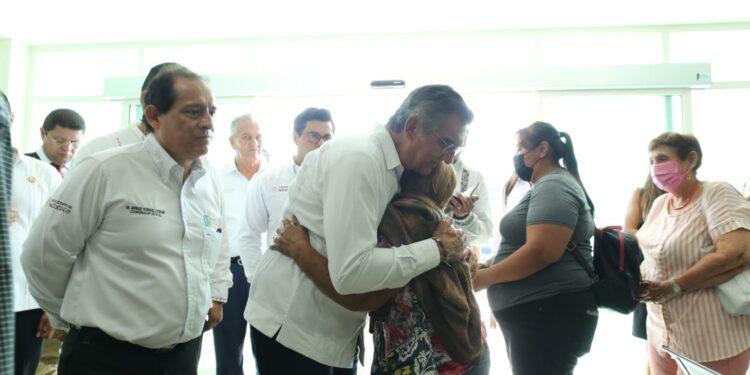 Inaugura Américo albergue y residencia en hospital de Matamoros durante enlace con el presidente AMLO