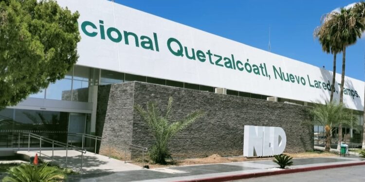 Cumple aeropuerto de Nuevo Laredo 52 años