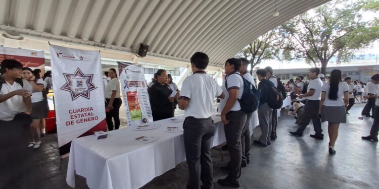 Guardia Estatal de Género se suma a la prevención del embarazo no planificado en adolescentes