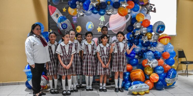 Inspiran a niñas a adentrarse en la ciencia y la tecnología