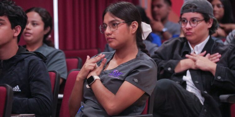 Capacita DIF Tamaulipas a su personal en Lengua de Señas Mexicana