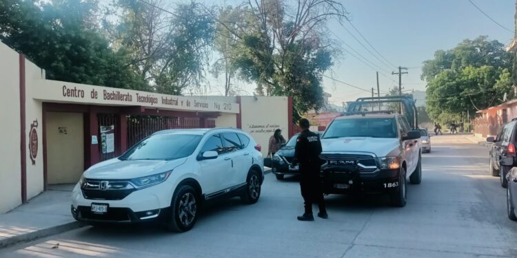 Realiza Guardia Estatal recorridos de seguridad en planteles de todos los niveles