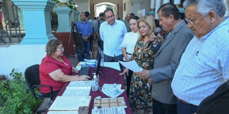Con fascinante exhibición fotografía inician festejos del 274 Aniversario de Victoria