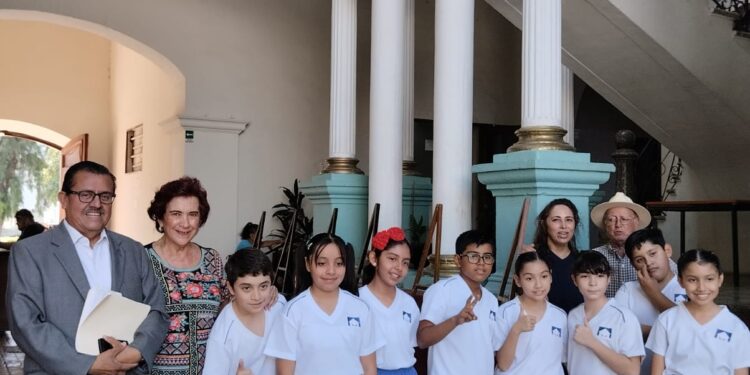 Con fascinante exhibición fotografía inician festejos del 274 Aniversario de Victoria