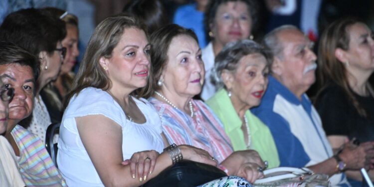 Festejan 274 años de fundación de Victoria