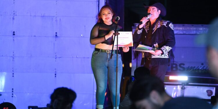 Festejan 274 años de fundación de Victoria