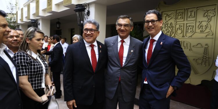 Inaugura Américo rehabilitación de Palacio de Gobierno de Tamaulipas y devela escudos de los 43 municipios