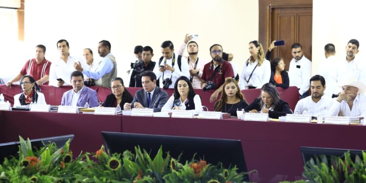 Convoca Américo a las y los alcaldes a trabajar en unidad para fortalecer la grandeza de Tamaulipas