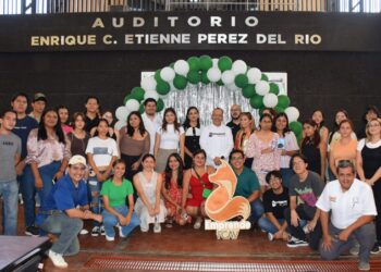 Alumnos de la UAT presentan iniciativas emprendedoras