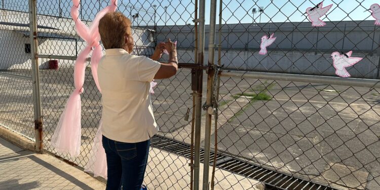 Realiza CEDES Nuevo Laredo campaña de concientización sobre el cáncer de mama