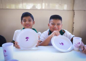 Equipa DIF Tamaulipas a desayunadores escolares y comedores comunitarios del estado