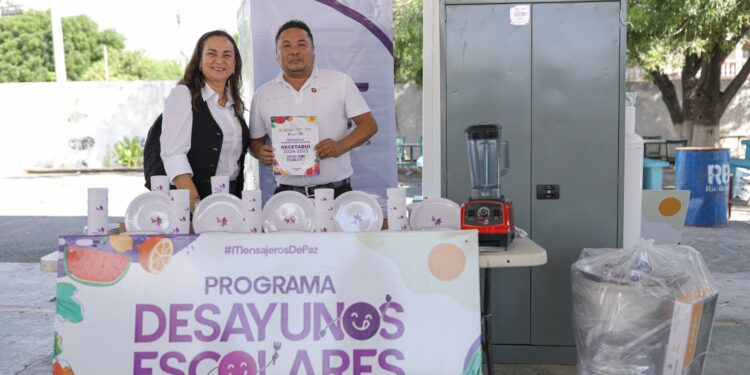 Equipa DIF Tamaulipas a desayunadores escolares y comedores comunitarios del estado